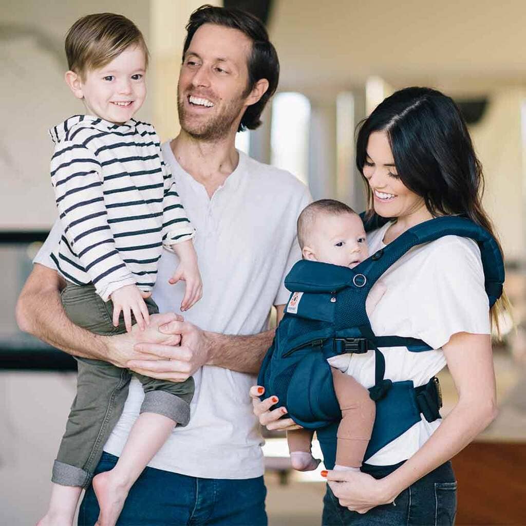 Porte Bébé - BreathBabyBag™ - Bleu Marine - Monde Poussin
